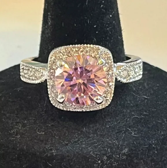 Swarovski Elegant Silver and Pink Ring